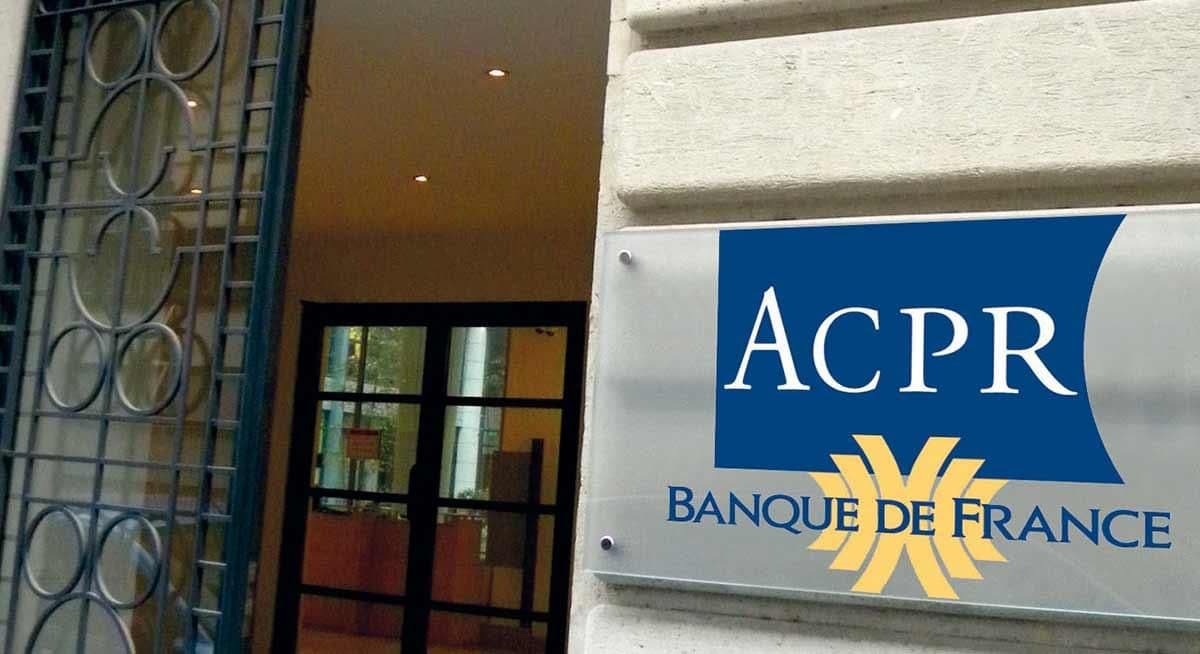 L’ACPR dénonce des produits financiers peu utiles et appelle à plus de transparence